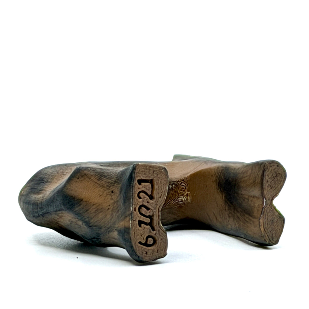 Blade Runner 2049: Weathered Wooden Horse Prop Replica