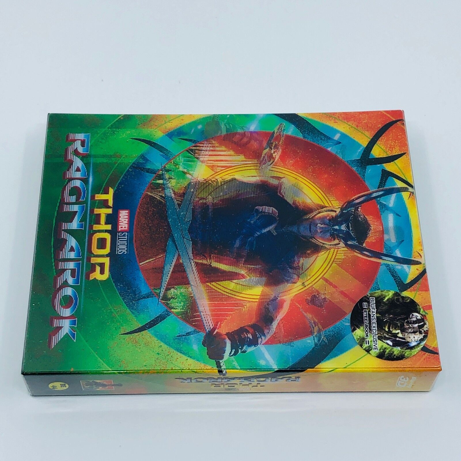 Thor : Ragnarok 3D+2D Blu-ray Steelbook Édition Exclusive Blufans n° 44 - Pochette Lenticulaire